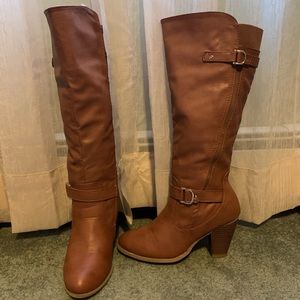 Brown heel boots
